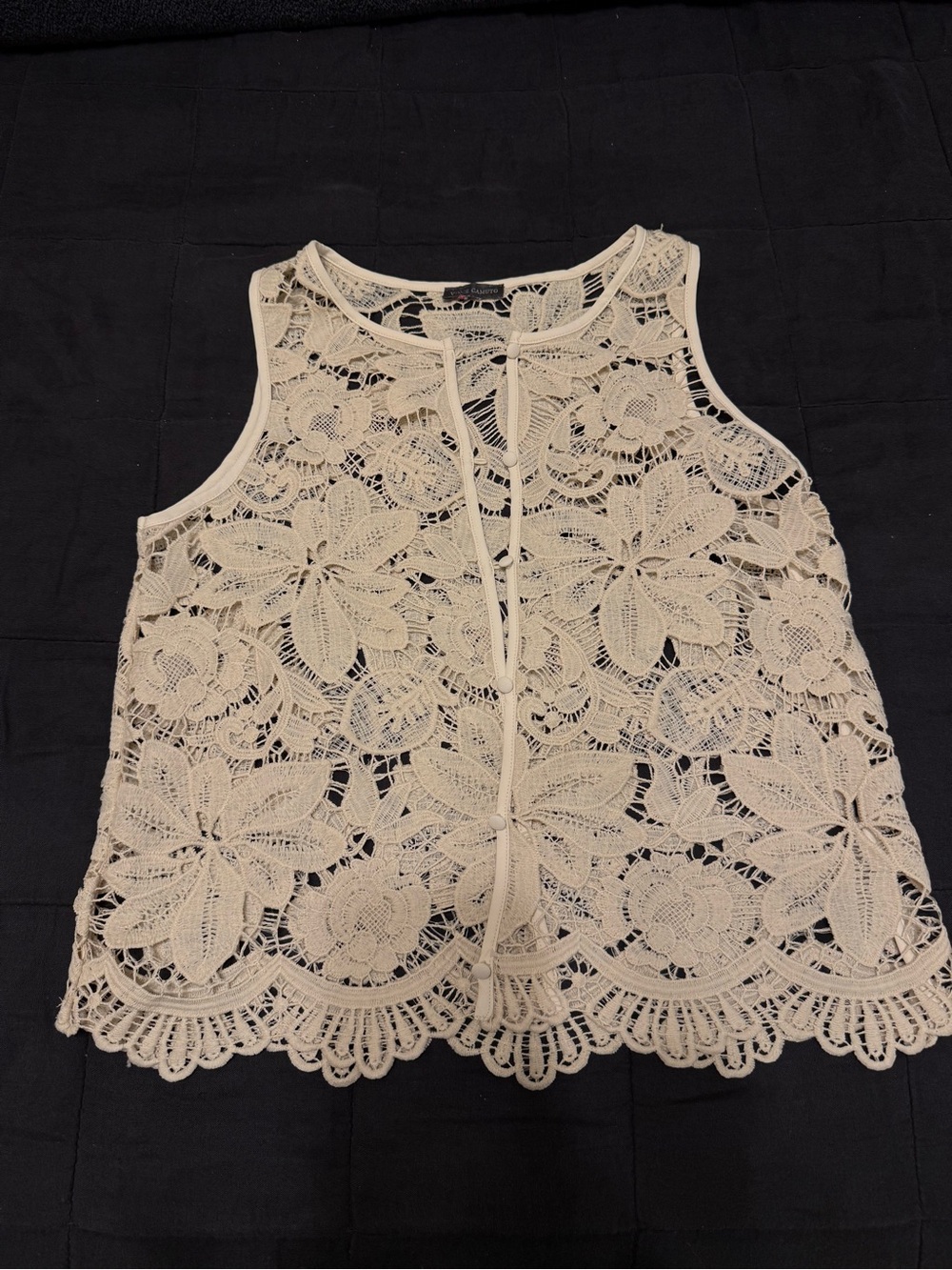 Vince Camuto Cream Crochet Lace Tank Top